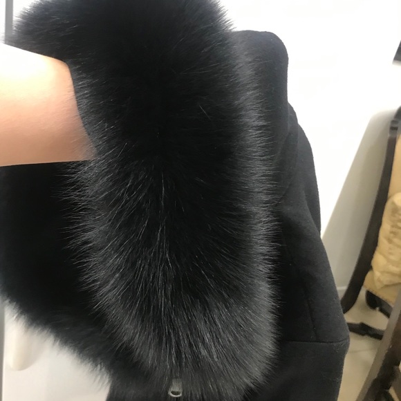 coat - Picture 2 of 9